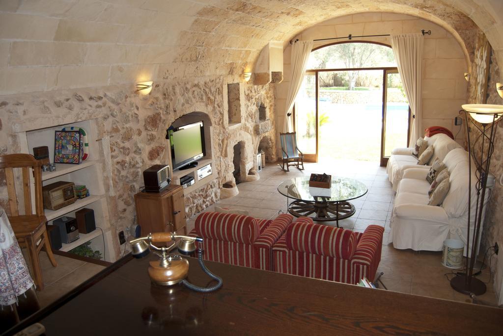 Esporrassar Villa